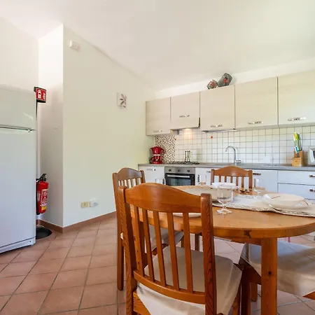 Malu House By Interhome וילה וילסימיוס