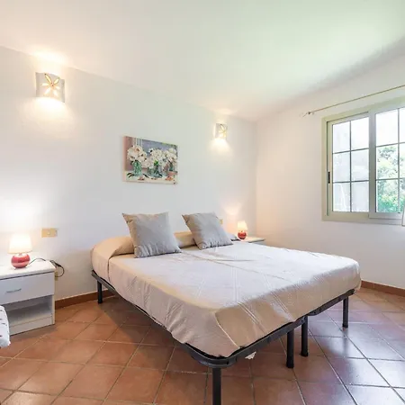 Malu House By Interhome וילסימיוס